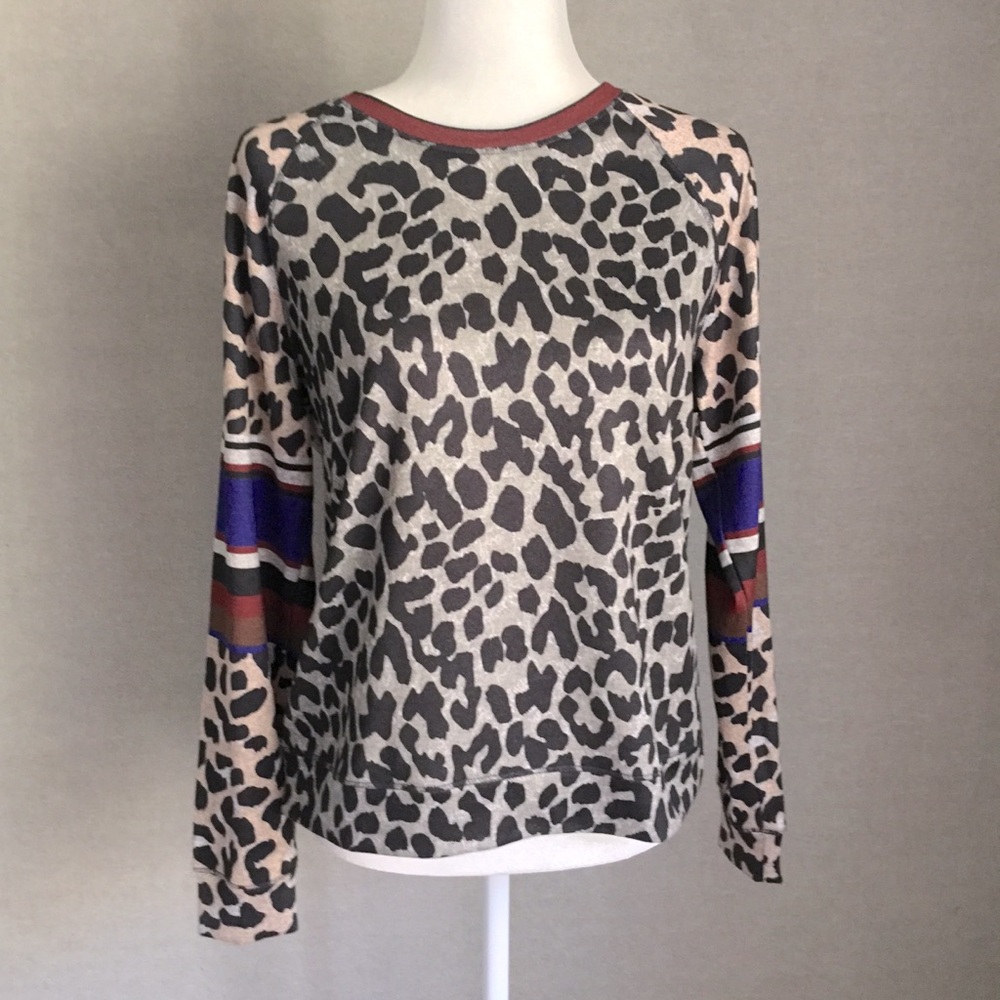 David Cline Long Sleeve Animal Print Lightweight Brushed Knit Top Size M